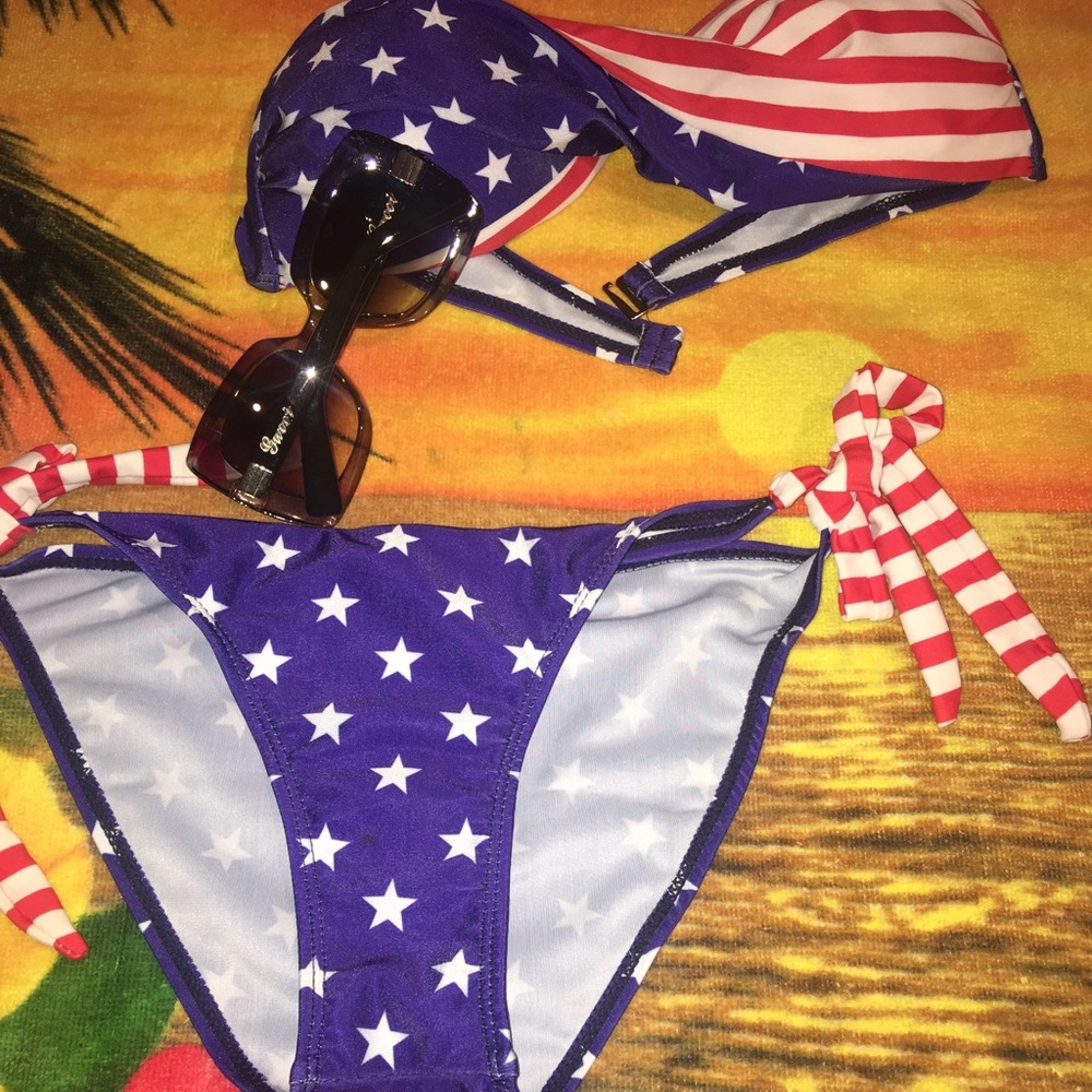 🇺🇸4TH OF JULY Perfect🇺🇸 👙Brand New. B Cup ok A C Cup to fit like Pic - Picture 3 of 4